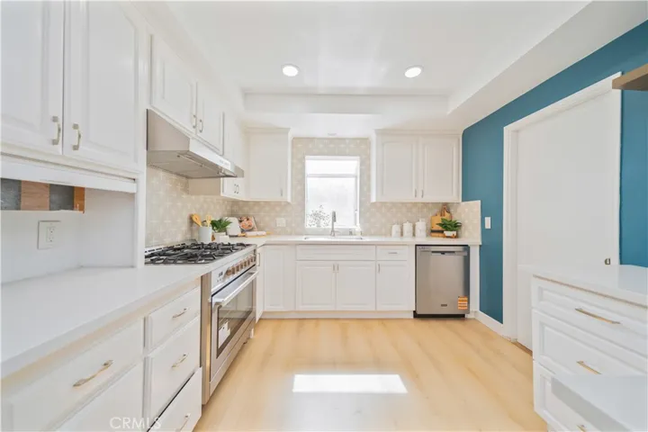 912 W Hill, Fullerton, California 92832
