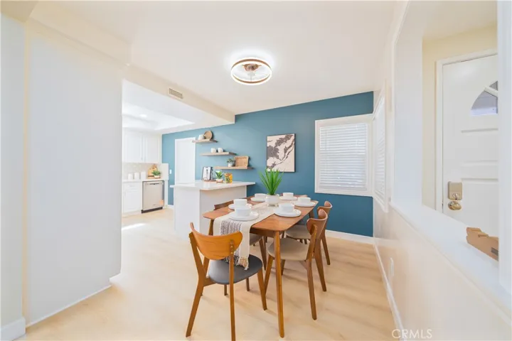 912 W Hill, Fullerton, California 92832