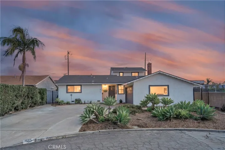 912 W Hill, Fullerton, California 92832