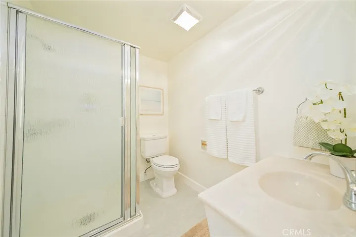 912 W Hill, Fullerton, California 92832