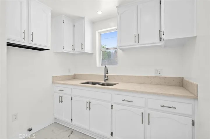 13409 S Largo Avenue, Compton, California 90222