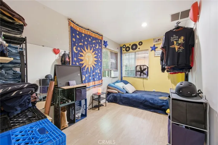 1306 E 14th Street, Santa Ana, California 92701