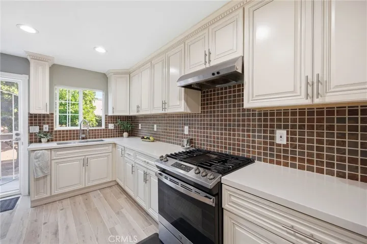 1306 E 14th Street, Santa Ana, California 92701