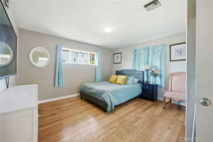 1306 E 14th Street, Santa Ana, California 92701