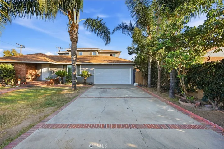 1306 E 14th Street, Santa Ana, California 92701