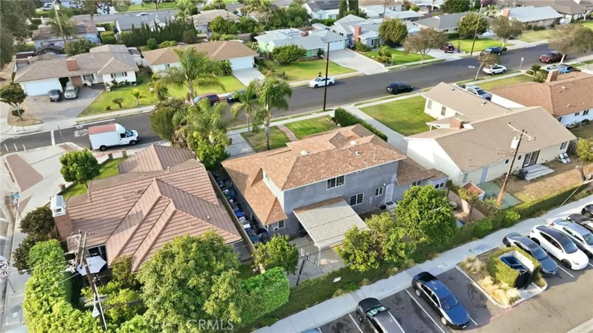 1306 E 14th Street, Santa Ana, California 92701