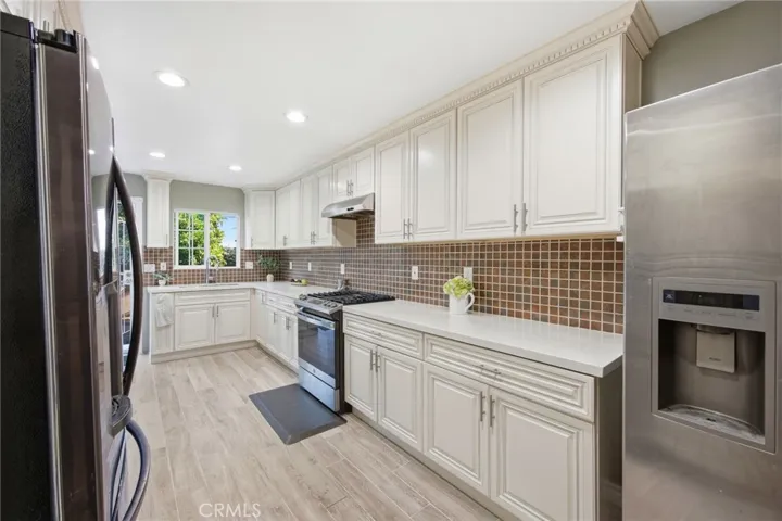 1306 E 14th Street, Santa Ana, California 92701