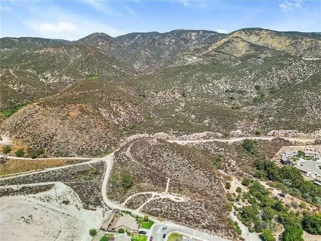 0 0, Victorville, California 91205