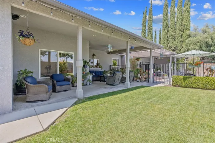 2833 E Laura Court, Visalia, California 93292