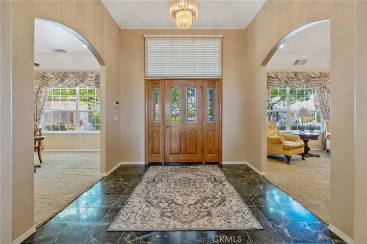 2833 E Laura Court, Visalia, California 93292