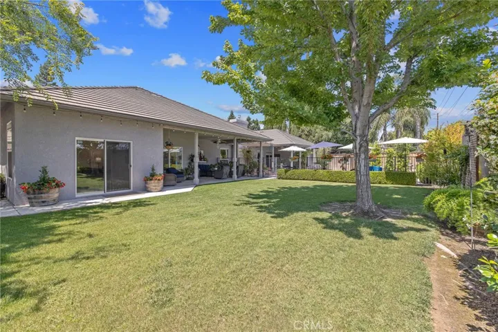 2833 E Laura Court, Visalia, California 93292