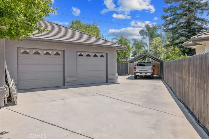 2833 E Laura Court, Visalia, California 93292