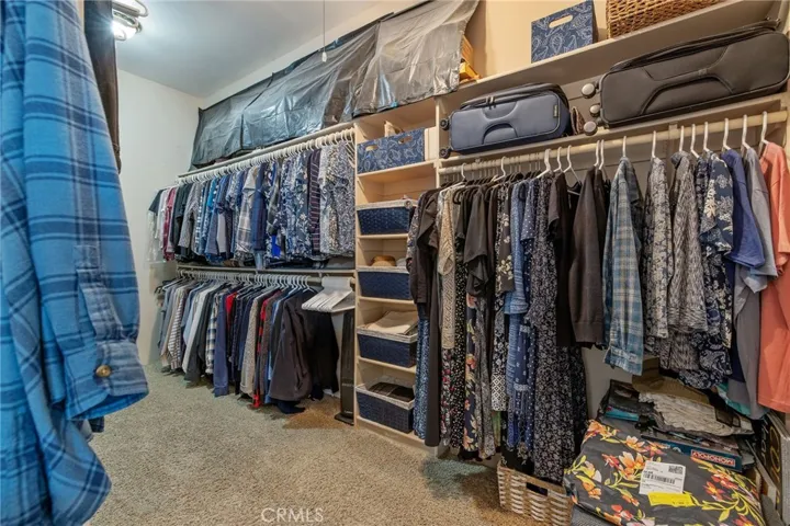2833 E Laura Court, Visalia, California 93292