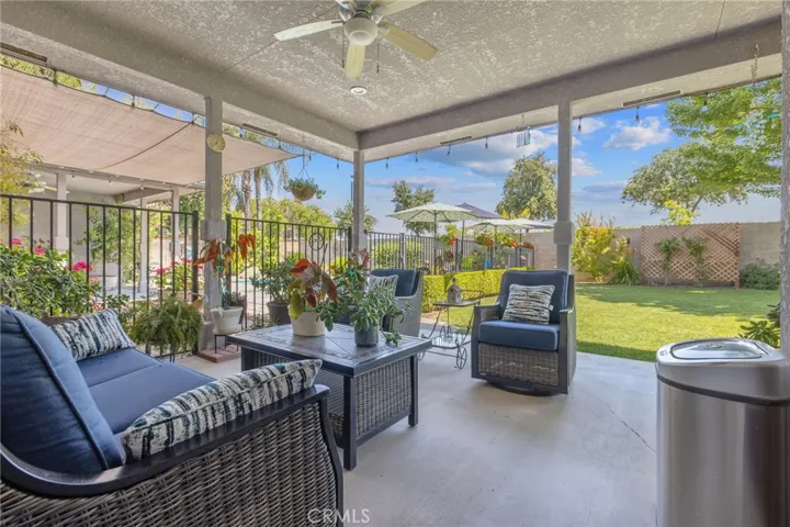 2833 E Laura Court, Visalia, California 93292