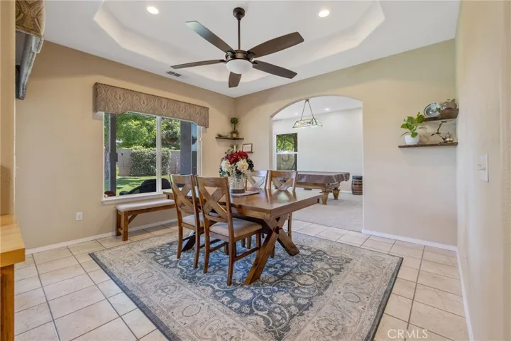 2833 E Laura Court, Visalia, California 93292