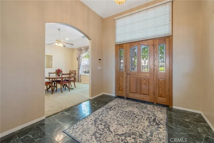 2833 E Laura Court, Visalia, California 93292
