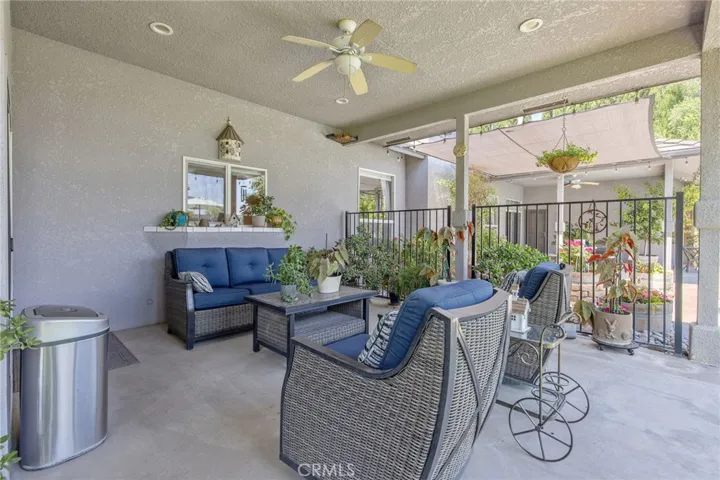 2833 E Laura Court, Visalia, California 93292