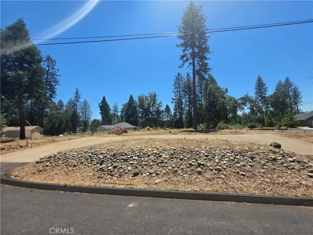 front of the property. Scenic Level Lot.