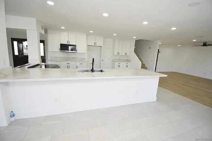 614 Sneath Way, Alpine, California 91901