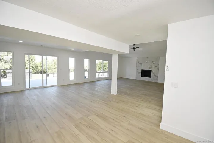 614 Sneath Way, Alpine, California 91901