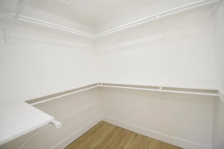 WALK-IN CLOSET BED # 4