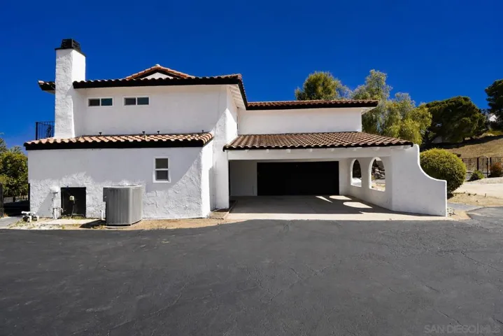 614 Sneath Way, Alpine, California 91901