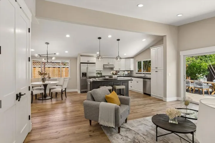 13561 Myren Drive Drive, Saratoga, California 95070