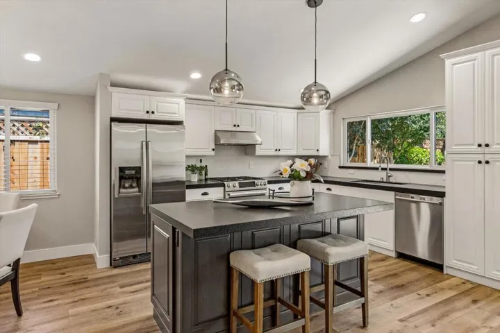 13561 Myren Drive Drive, Saratoga, California 95070