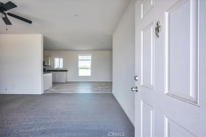 12076 Lager Road, Phelan, California 92371