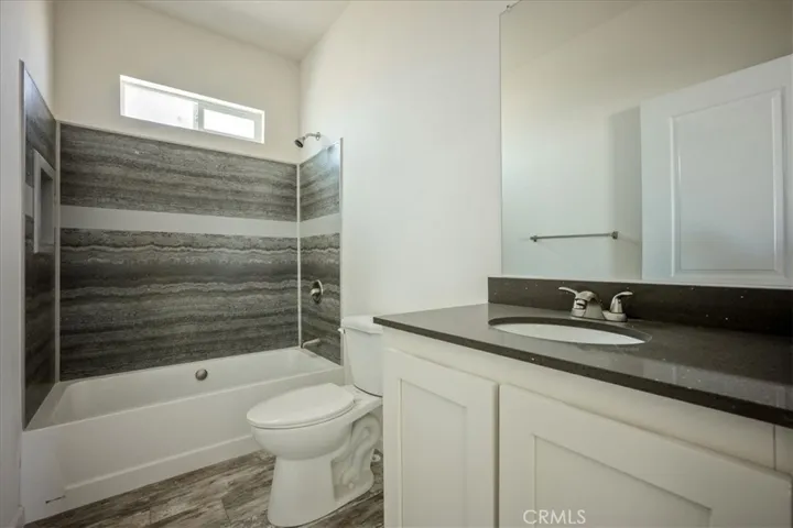 12076 Lager Road, Phelan, California 92371