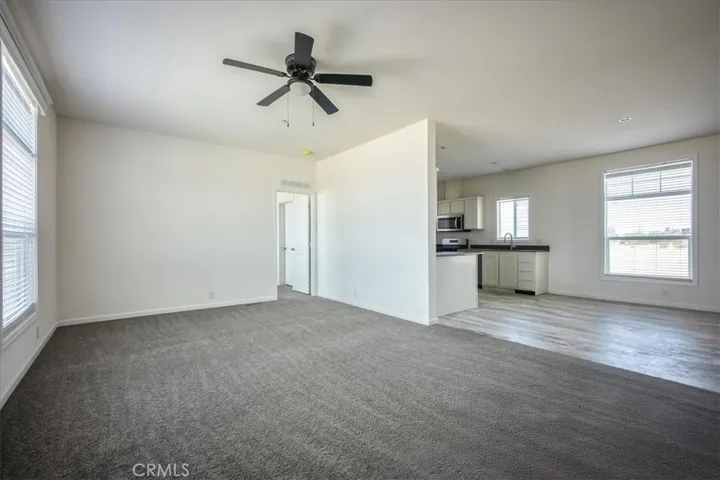 12076 Lager Road, Phelan, California 92371