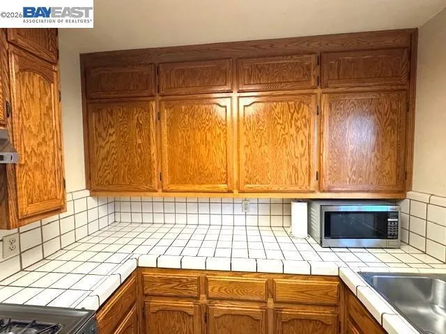 72 Andrew Ave, Pittsburg, California 94565