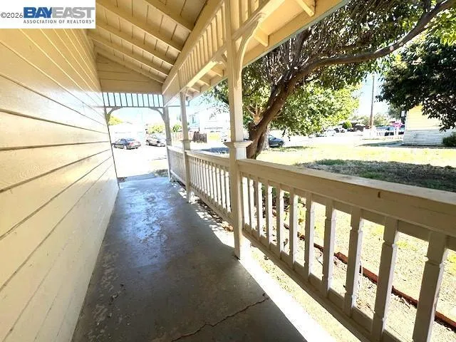 72 Andrew Ave, Pittsburg, California 94565