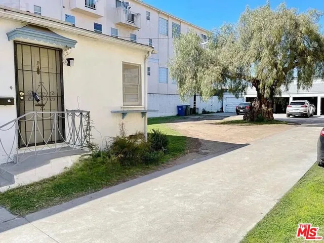 315 W Queen Street, Inglewood, California 90301