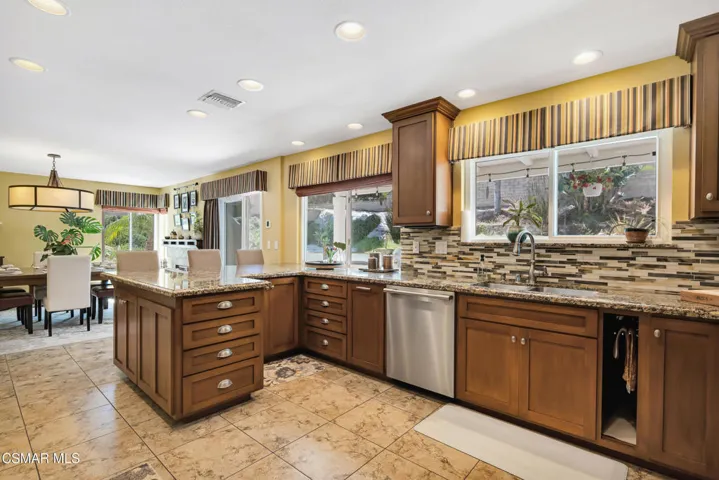 13320 Sunnyslope Pl- HsHProd-16