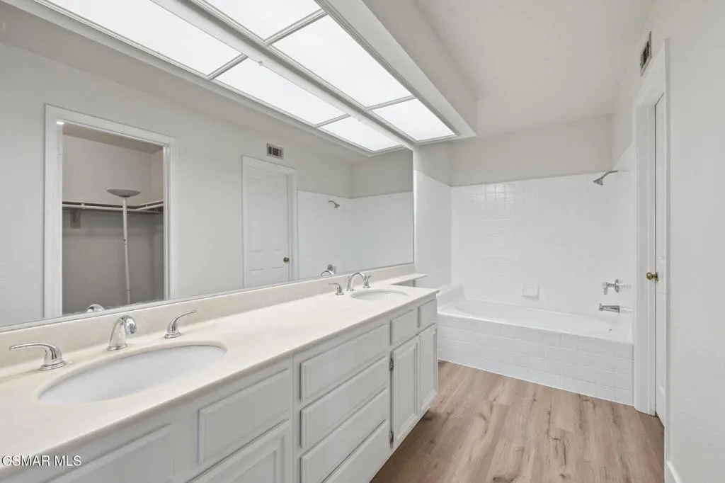 5-web-or-mls-802-congressional-rd