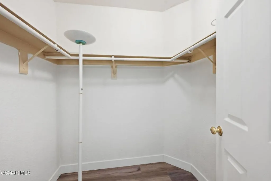7-web-or-mls-802-congressional-rd