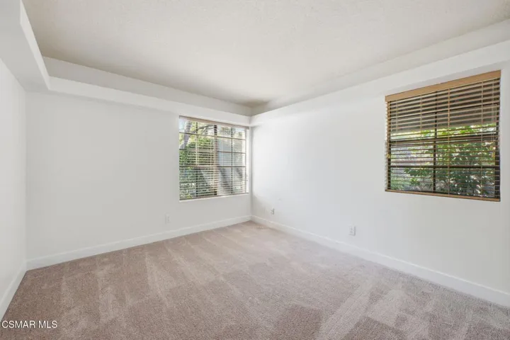 1-web-or-mls-802-congressional-rd