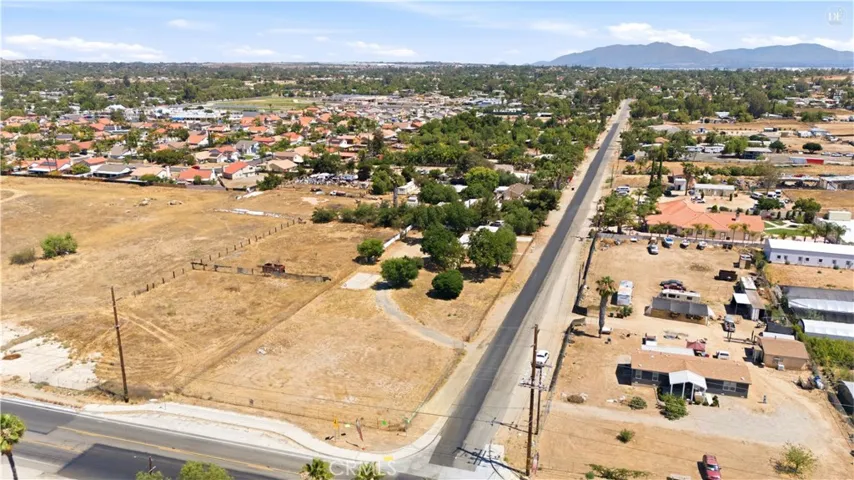 21820 Cajalco Road, Perris, California 92570