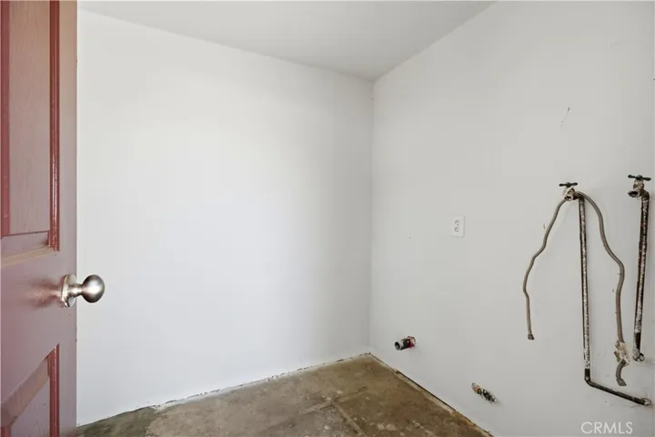 21820 Cajalco Road, Perris, California 92570