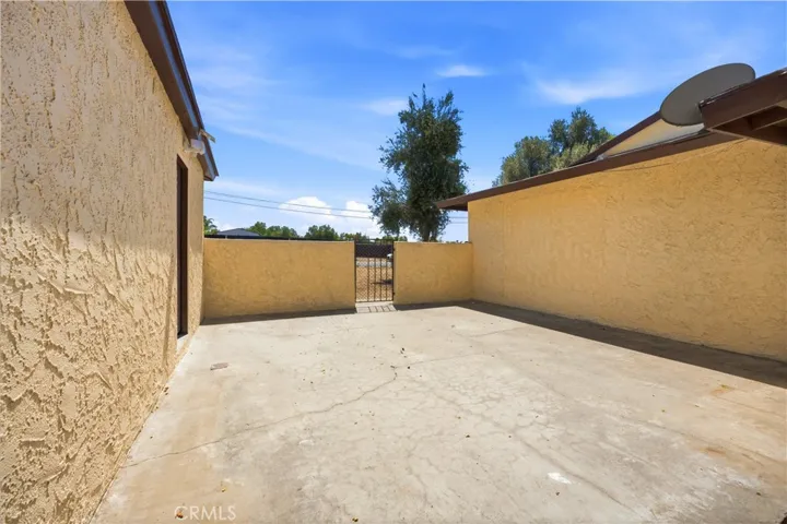 21820 Cajalco Road, Perris, California 92570