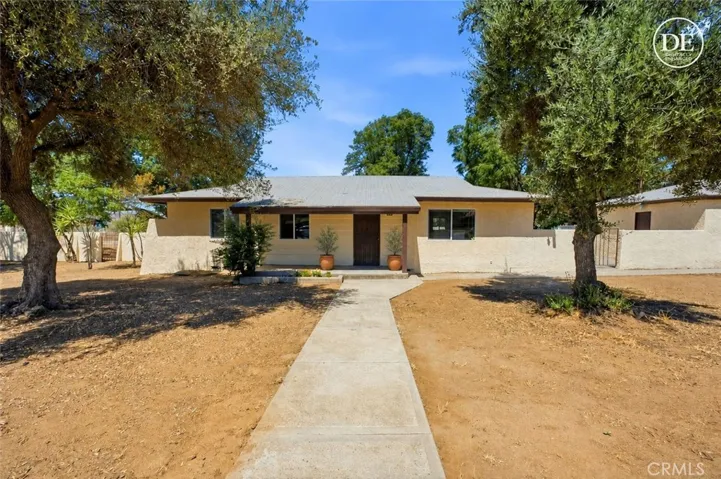 21820 Cajalco Road, Perris, California 92570