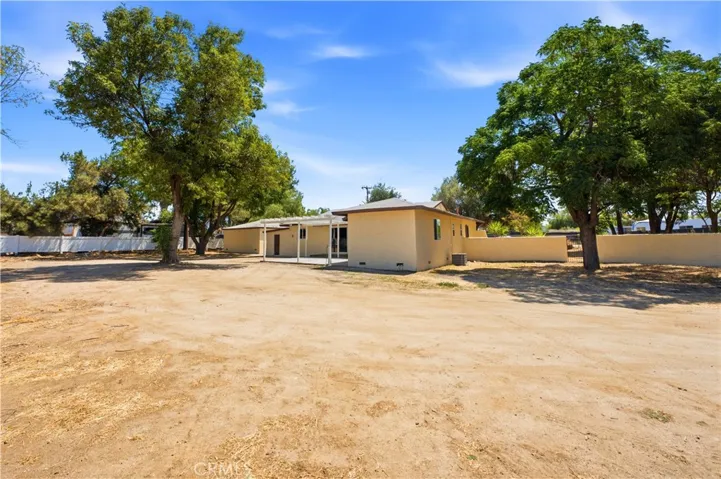 21820 Cajalco Road, Perris, California 92570
