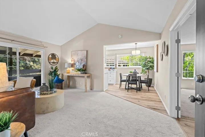 208 Springview, Irvine, California 92620 — photo 4