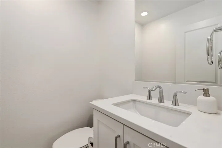 175 W La Palma Avenue 6, Anaheim, California 92801