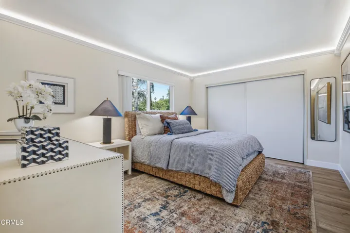 20 Primary Bedroom