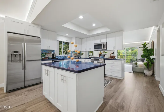 10 Kitchen