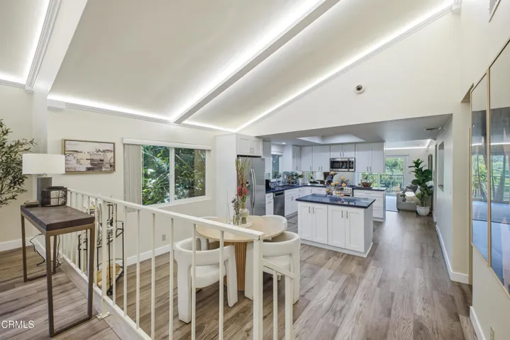 8 Kitchen