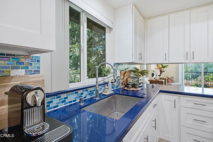15 Kitchen sink