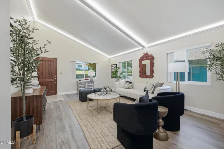 6 Living Room facing door